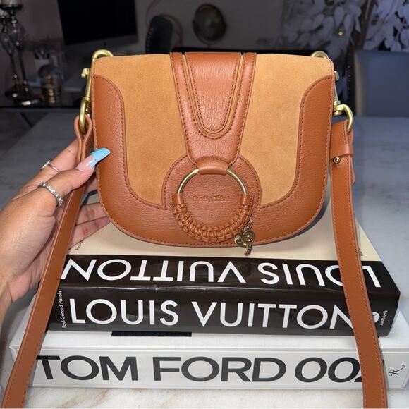 See by Chloé Hana Caramello Leather & Suede Saddle Crossbody Bag - Picture 12 of 15